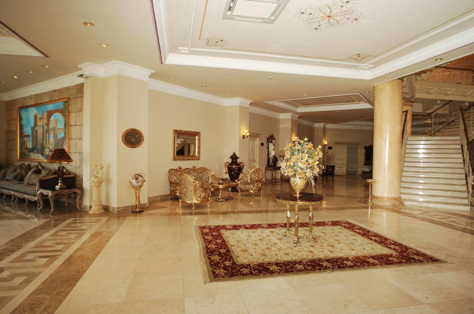 Gure Saruhan Thermal Akcay  Exterior photo